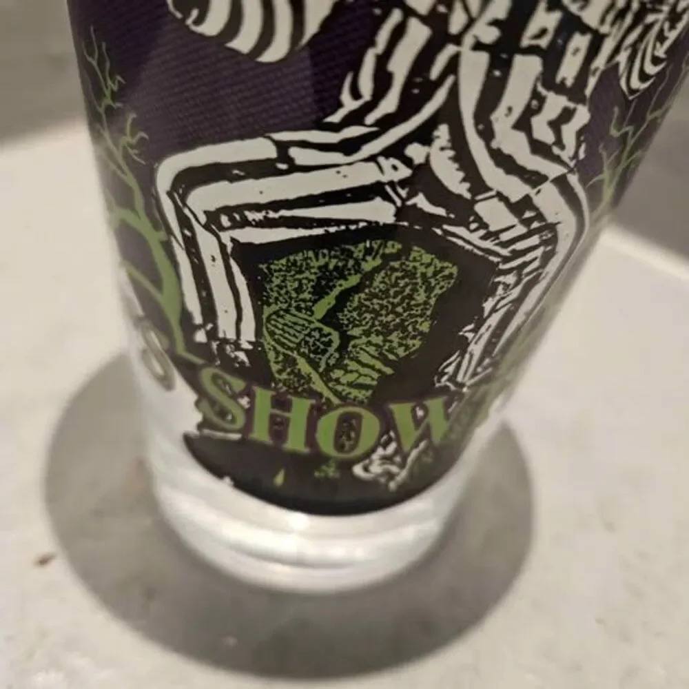 Warner Bros. beetlejuice 16